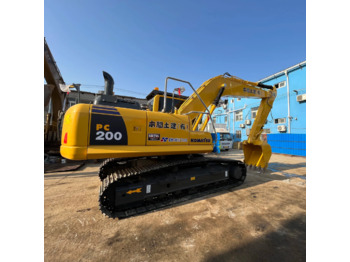 Kāpurķēžu ekskavators KOMATSU PC200-8