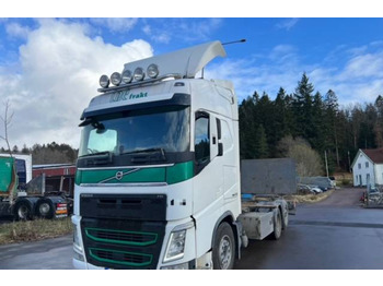 Šasija kravas automašīna VOLVO FH13 540