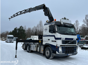 Kravas auto ar manipulatoru VOLVO FM 480