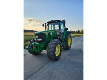 Traktors JOHN DEERE 6920