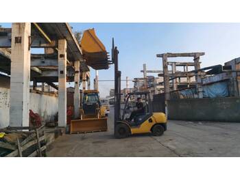 Šķērveida pacēlājs KOMATSU FD30: foto 5 Šķērveida pacēlājs KOMATSU FD30: foto 5