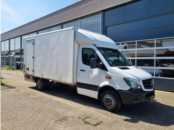 Furgons ar slēgtā virsbūve MERCEDES-BENZ Sprinter 516