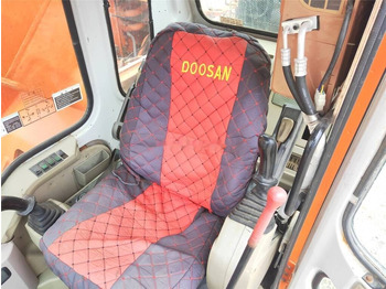 Jaunā Kāpurķēžu ekskavators Doosan DH 300 LC-7: foto 5