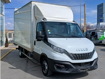 Furgons ar slēgtā virsbūve Caja cerrada con plataforma elevadora IVECO 35C16 20m3: foto 3