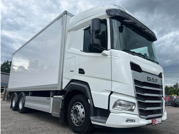 Kravas automašīna ar slēgto virsbūvi DAF XF480 FAS 6x2: foto 4