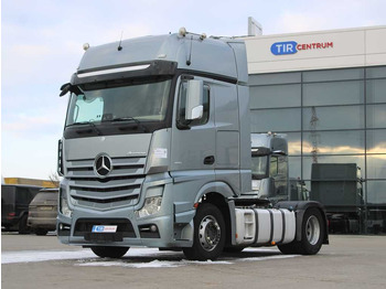 Vilcējs MERCEDES-BENZ Actros 1851