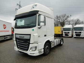 Vilcējs DAF XF 106 460