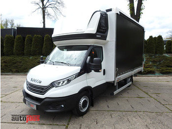 Furgons ar tentu IVECO Daily 35s18