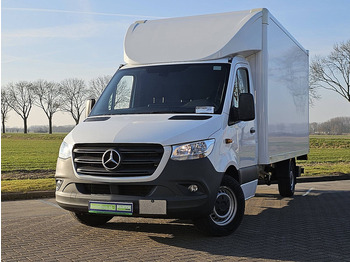 Furgons ar slēgtā virsbūve MERCEDES-BENZ Sprinter 317