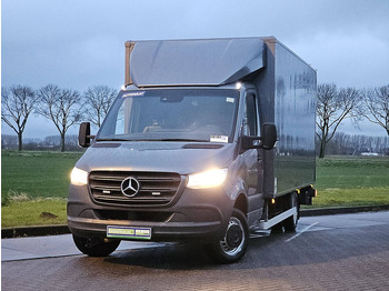 Furgons ar slēgtā virsbūve MERCEDES-BENZ Sprinter 516