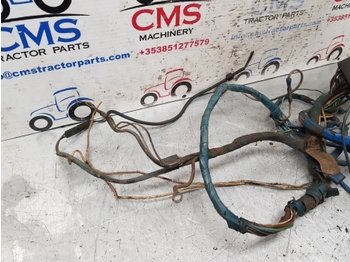 Kabeļis/ Vadis - Traktors Ford 4600 Frame Wiring Loom D5nn14a103l Check The Pictures: foto 4