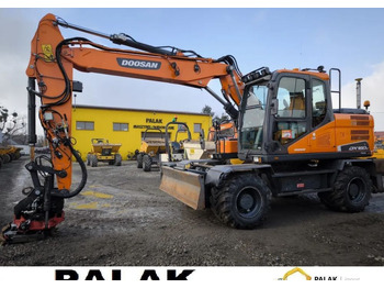 Riteņu ekskavators DOOSAN DX160W-5