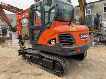 Kāpurķēžu ekskavators Best Price For 6t Mini Excavator,Small Excavating Machine Korea Doosan Used Excavators Doosan Dx60 For Sale In Shanghai: foto 4