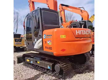 Kāpurķēžu ekskavators HITACHI ZX70