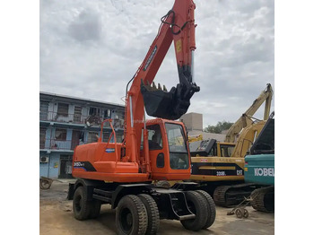 Kāpurķēžu ekskavators DOOSAN DH150W