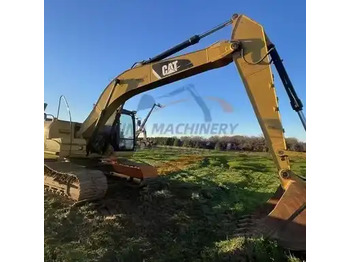 Ekskavators CATERPILLAR 320D2