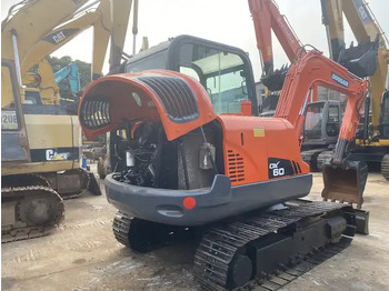 Kāpurķēžu ekskavators Used doosan 6ton dx60 excavator on sale in stock: foto 3