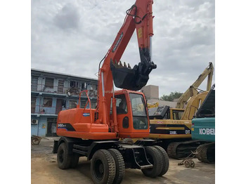 Kāpurķēžu ekskavators DOOSAN DH150W-7