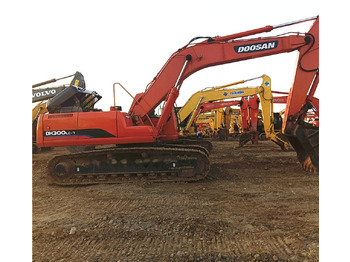 Kāpurķēžu ekskavators DOOSAN DH300LC-7