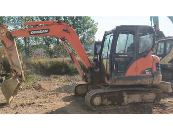 Mini-ekskavators DOOSAN DX60