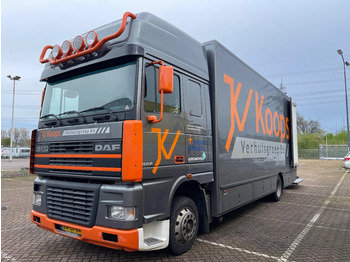 Kravas automašīna ar slēgto virsbūvi DAF XF 95 380