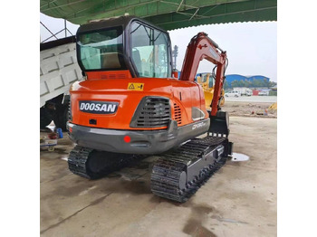 Mini-ekskavators DOOSAN DX60-9C