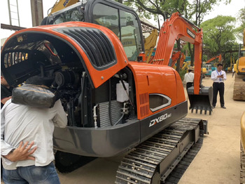 Kāpurķēžu ekskavators Doosan DX60: foto 3