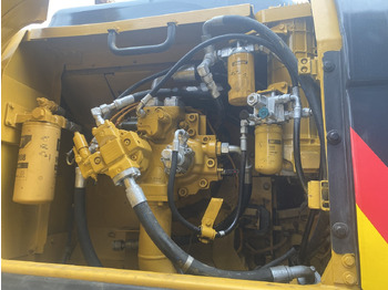 Kāpurķēžu ekskavators CATERPILLAR 336D