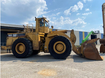 Riteņu iekrāvējs CATERPILLAR 992