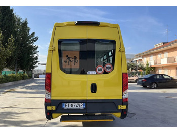 Mikroautobuss, Pasažieru furgons IVECO Daily: foto 3