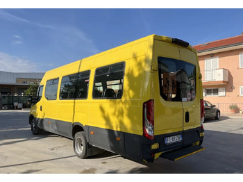 Mikroautobuss, Pasažieru furgons IVECO Daily: foto 4