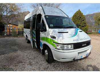 Mikroautobuss IVECO Daily