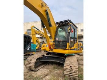 Kāpurķēžu ekskavators KOMATSU PC200-8