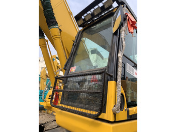 Kāpurķēžu ekskavators KOMATSU PC200-8