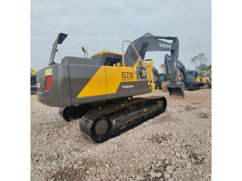 Kāpurķēžu ekskavators VOLVO EC210