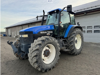 Traktors NEW HOLLAND TM135