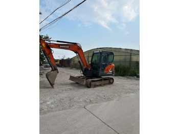 Mini-ekskavators DOOSAN DX55