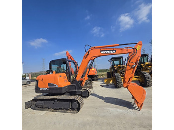 Mini-ekskavators DOOSAN DX60