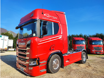 Vilcējs SCANIA R 500