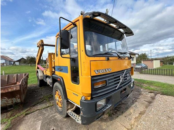 Pacēlājs ar āķi Volvo FL6 INTERCOOLER 4X2: foto 2