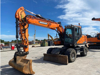 Riteņu ekskavators DOOSAN DX160W