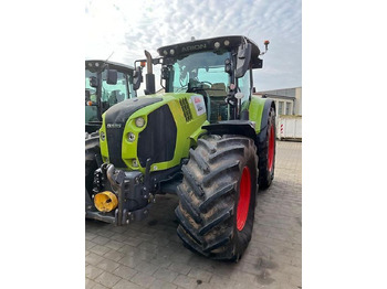 Traktors CLAAS Arion 660