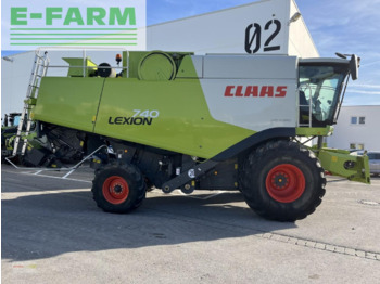 Labības kombains CLAAS Lexion 740