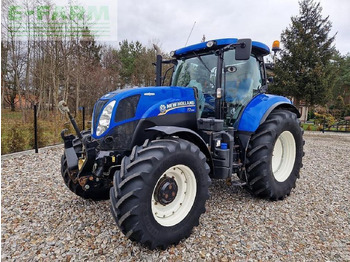 Traktors NEW HOLLAND T7.200