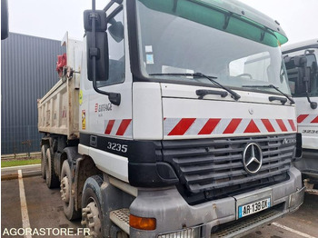 CAMION BENNE 8x4 - MERCEDES - ACTROS 3235 - 2002 / 531520 KM (MA668) līzingu CAMION BENNE 8x4 - MERCEDES - ACTROS 3235 - 2002 / 531520 KM (MA668): foto 4