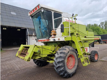 Labības kombains CLAAS Dominator