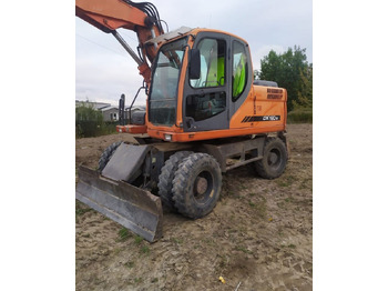 Riteņu ekskavators DOOSAN DX160W