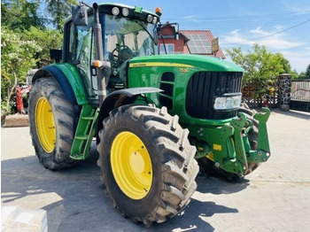 Traktors JOHN DEERE 7530