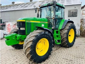 Traktors JOHN DEERE 7810