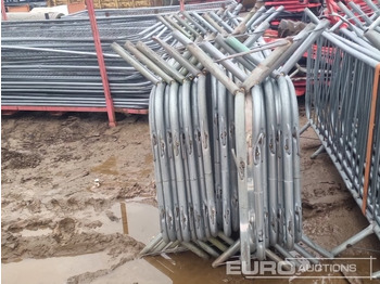 Celtniecības maisītājs Bundle of Metal Safety Barriers (2 of): foto 2